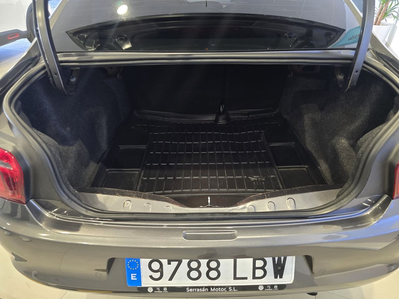 Citroën C-Elysée BlueHDi 100 S&S Shine - Foto 13