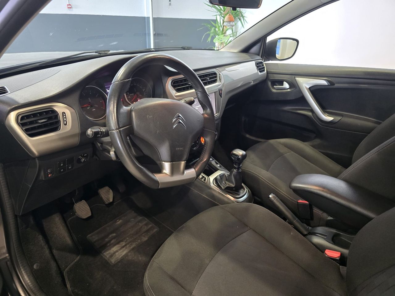 Citroën C-Elysée BlueHDi 100 S&S Shine - Foto 9