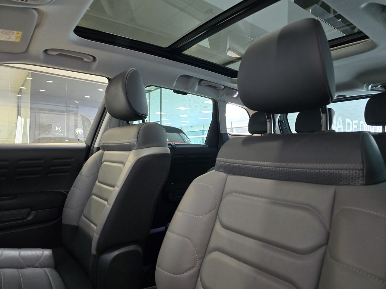 Citroën C3 Aircross PureTech 130 EAT6 Shine - Foto 15
