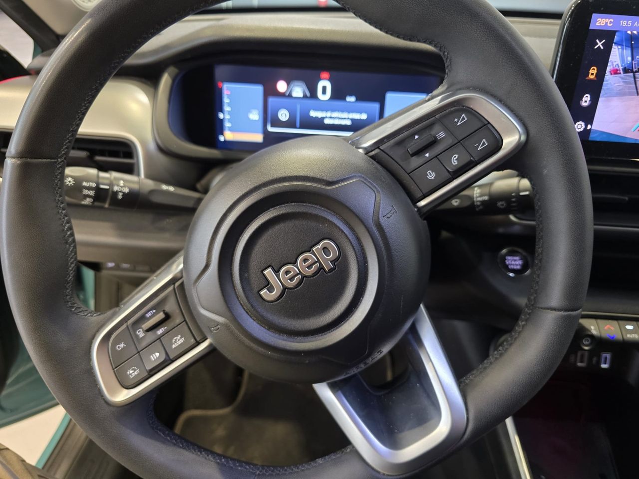 Jeep Avenger 1.2 Turbo 100 CV Summit - Foto 11