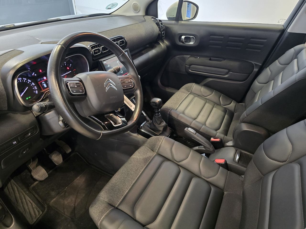 Citroën C3 Aircross PureTech 110 Feel Pack - Foto 14