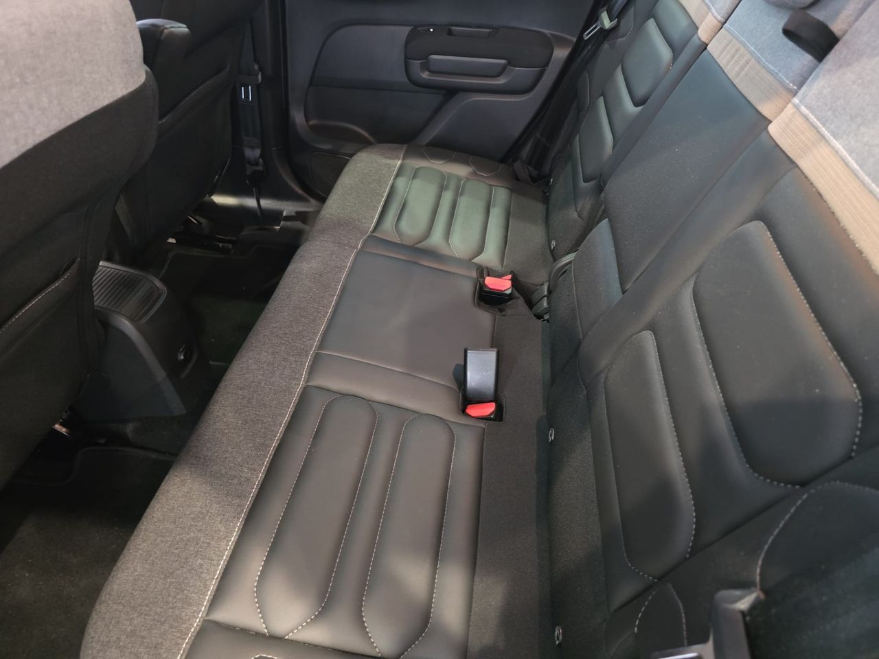 Citroën C3 Aircross PureTech 110 Feel Pack - Foto 11