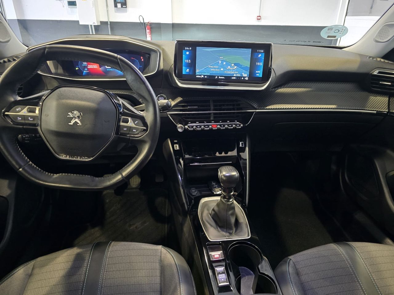 Peugeot 2008 Allure Pack BlueHDi 110 - Foto 10