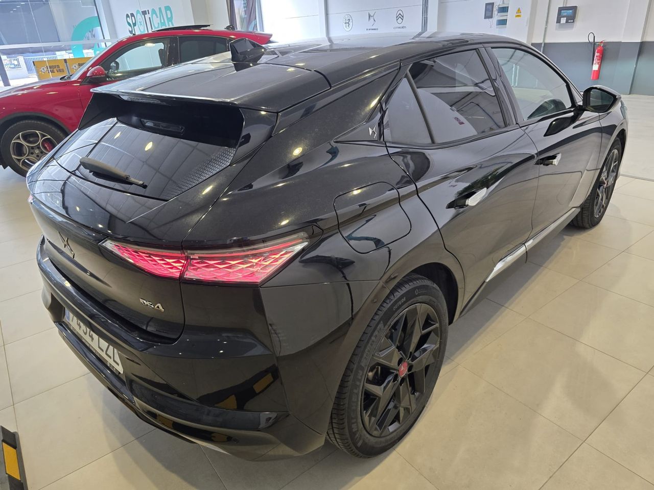 DS DS 4 Performance Line + PureTech 130 EAT8 - Foto 6