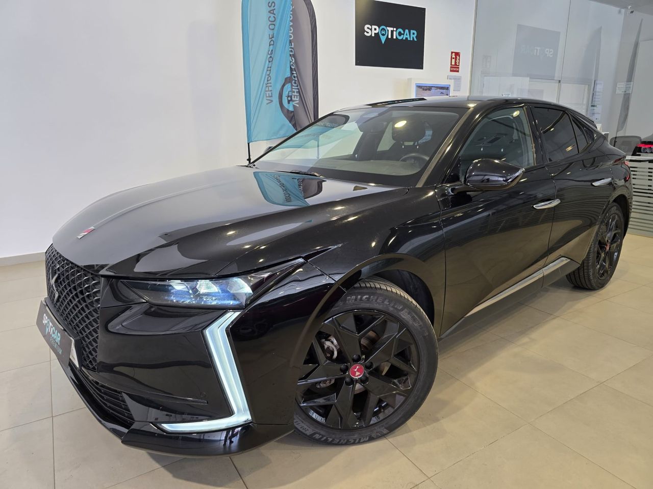 DS DS 4 Performance Line + PureTech 130 EAT8 - Foto 3