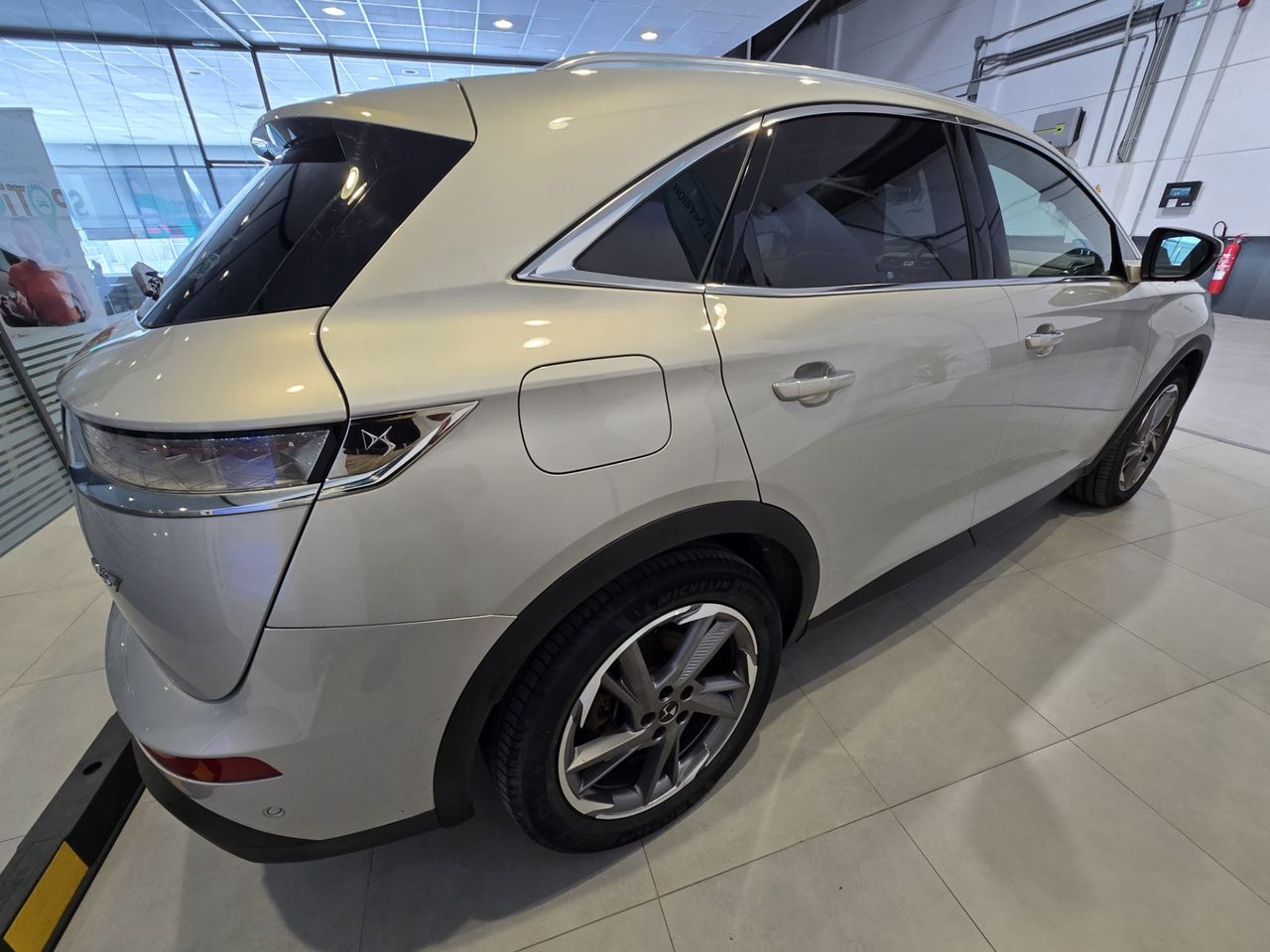DS DS 7 Crossback E-TENSE 4x4 Grand Chic - Foto 6