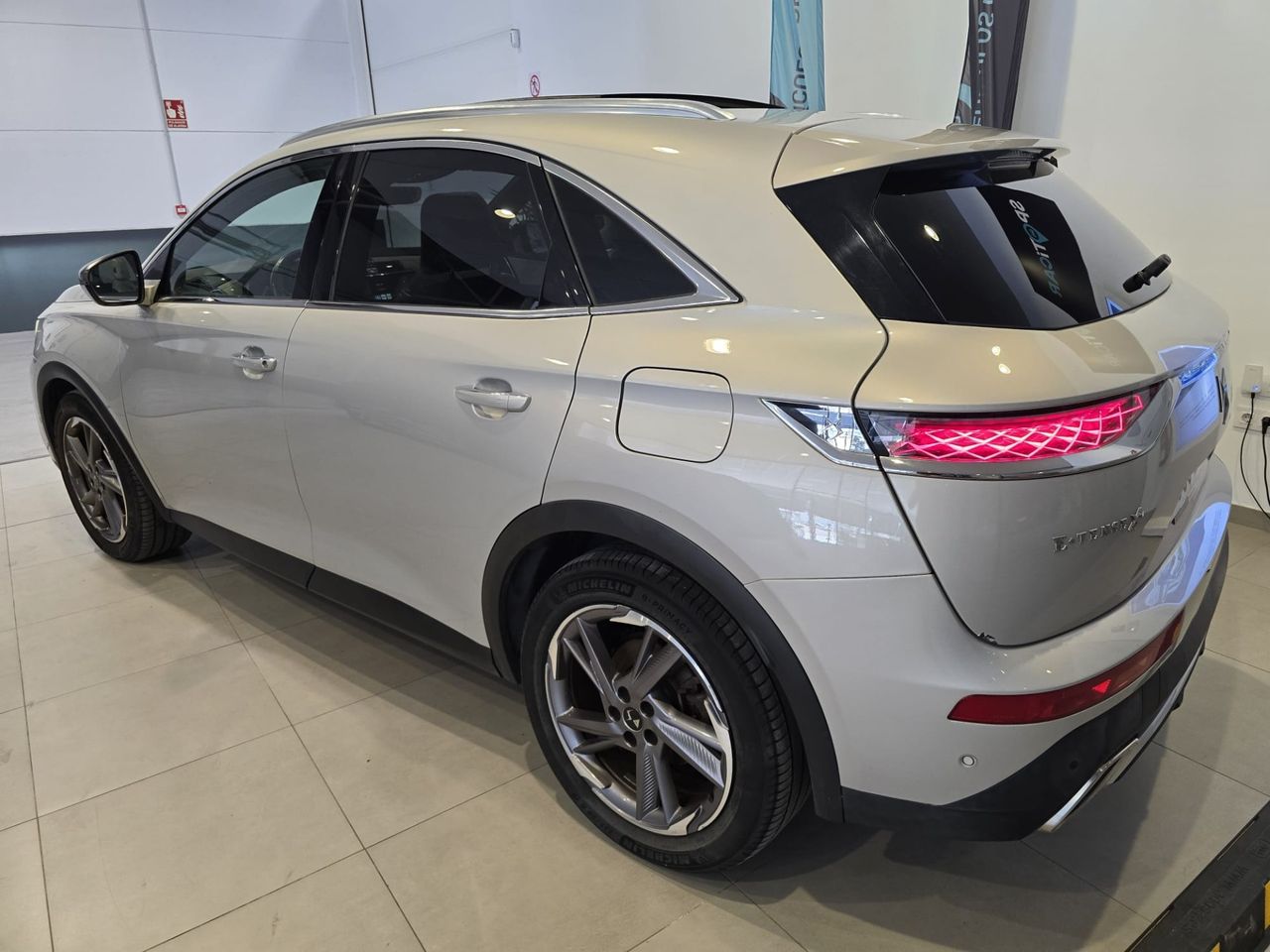 DS DS 7 Crossback E-TENSE 4x4 Grand Chic - Foto 8