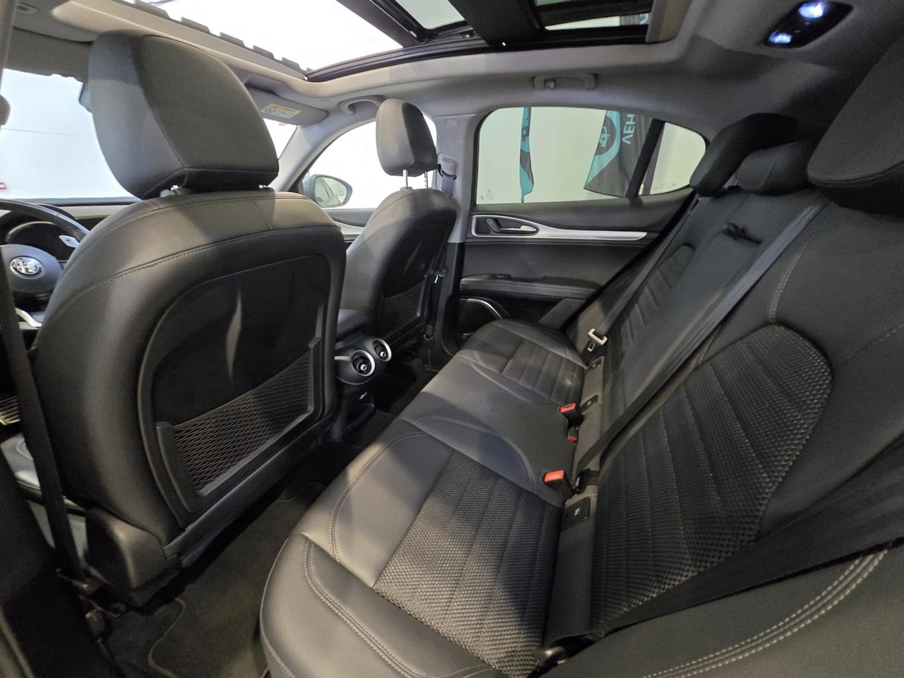Alfa Romeo Stelvio 2.2 Diesel 140 kW - Foto 11