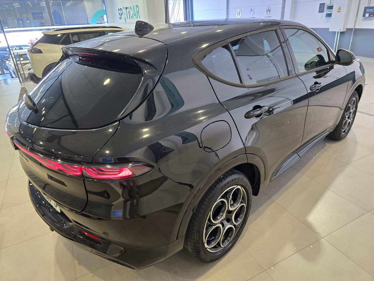 Alfa Romeo Tonale PHEV Q4 Sprint - Foto 7