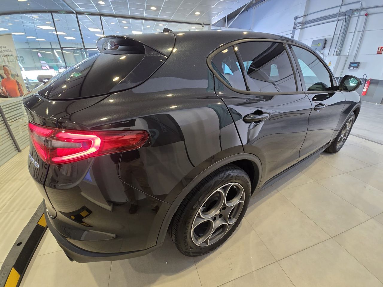 Alfa Romeo Stelvio 2.2 Diesel 140 kW - Foto 7