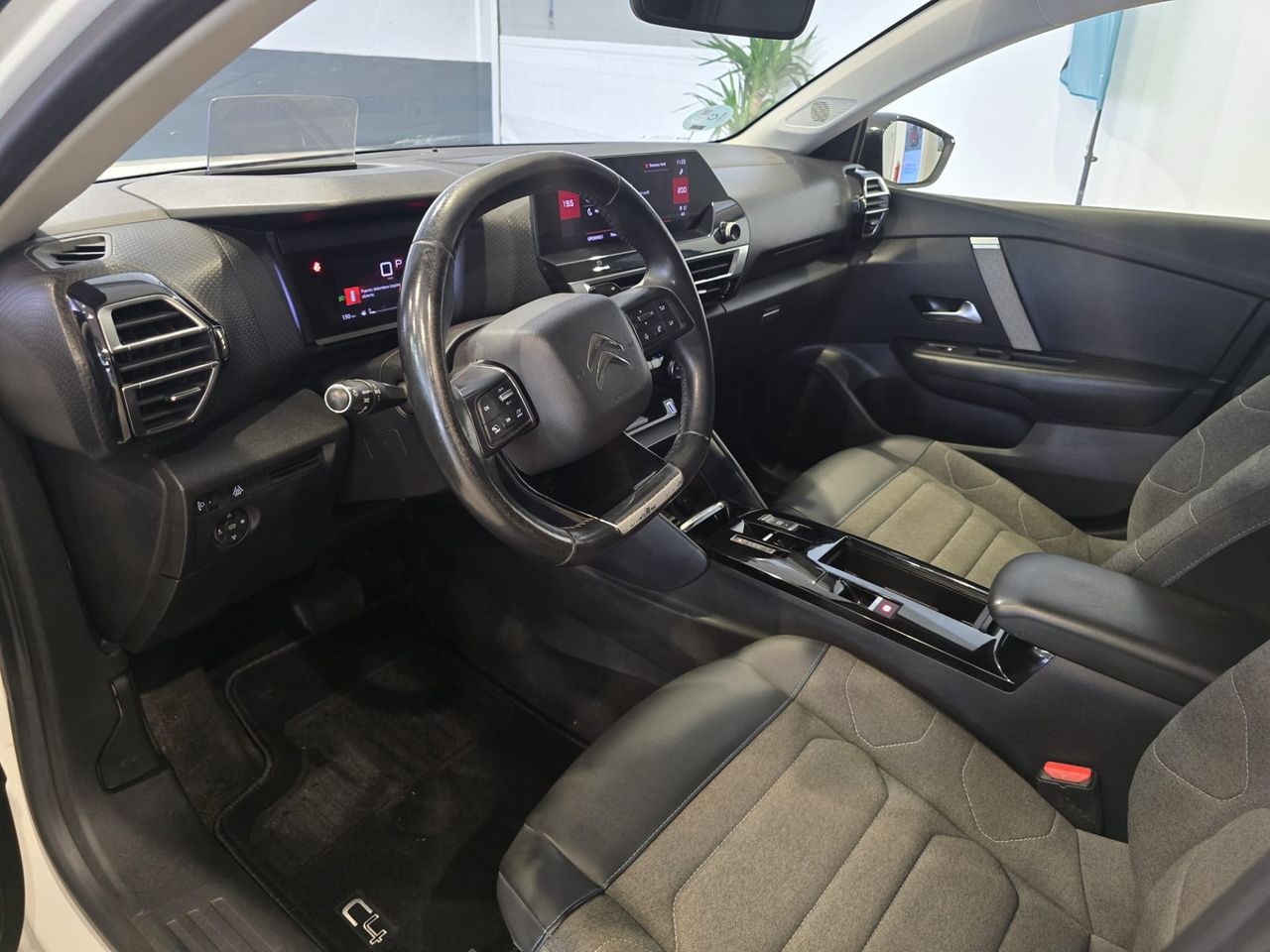 Citroën C4 BlueHDi 130 EAT8 Feel Pack - Foto 8