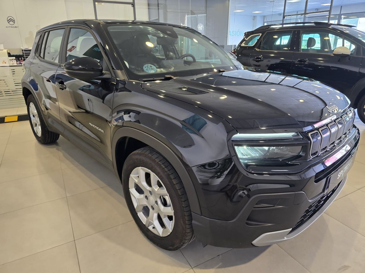 Jeep Avenger 1.2 Turbo 100 CV Altitude - Foto 5