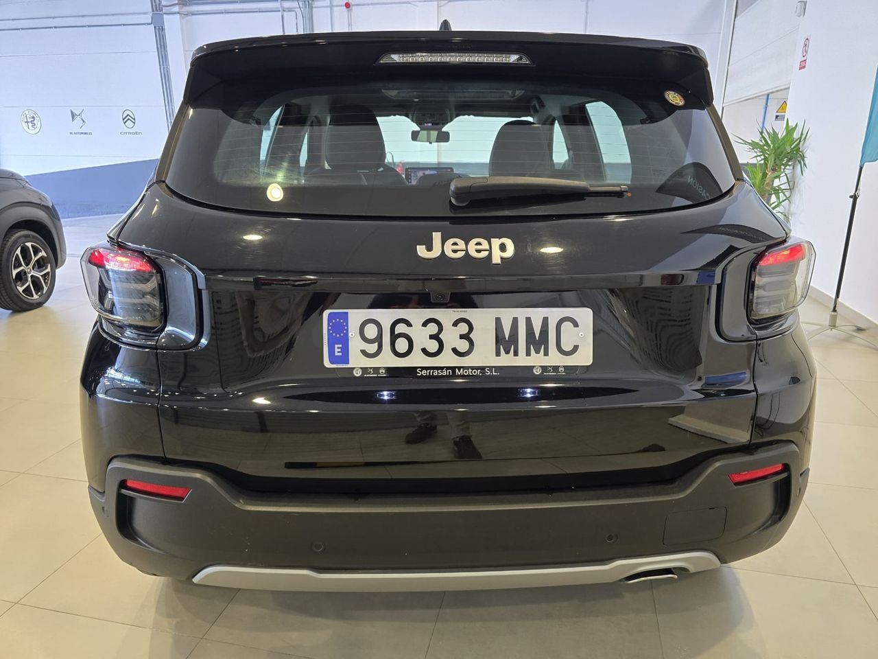 Jeep Avenger 1.2 Turbo 100 CV Altitude - Foto 7