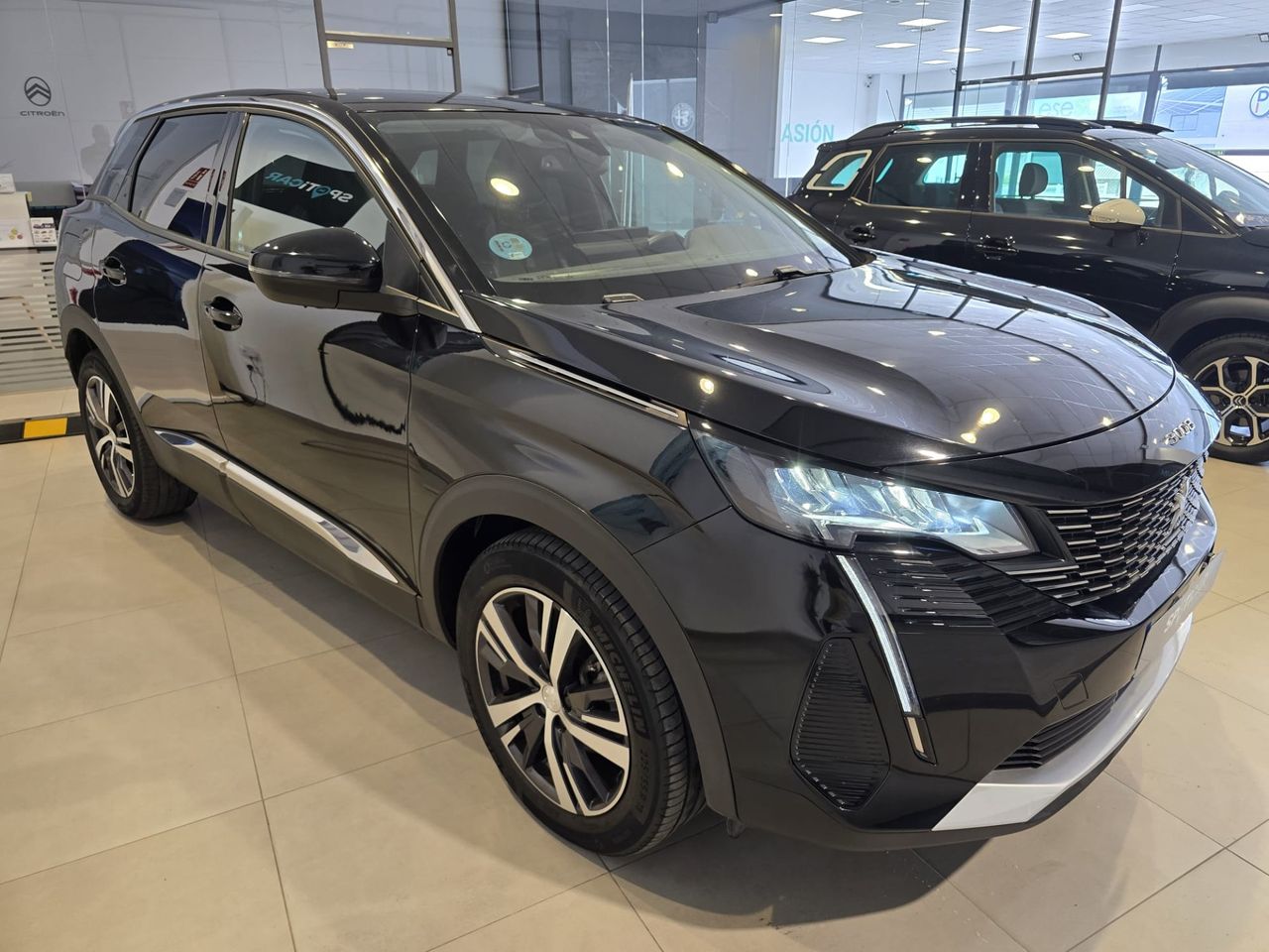 Peugeot 3008 Allure Pack BlueHDi 130 S&S EAT8 - Foto 5