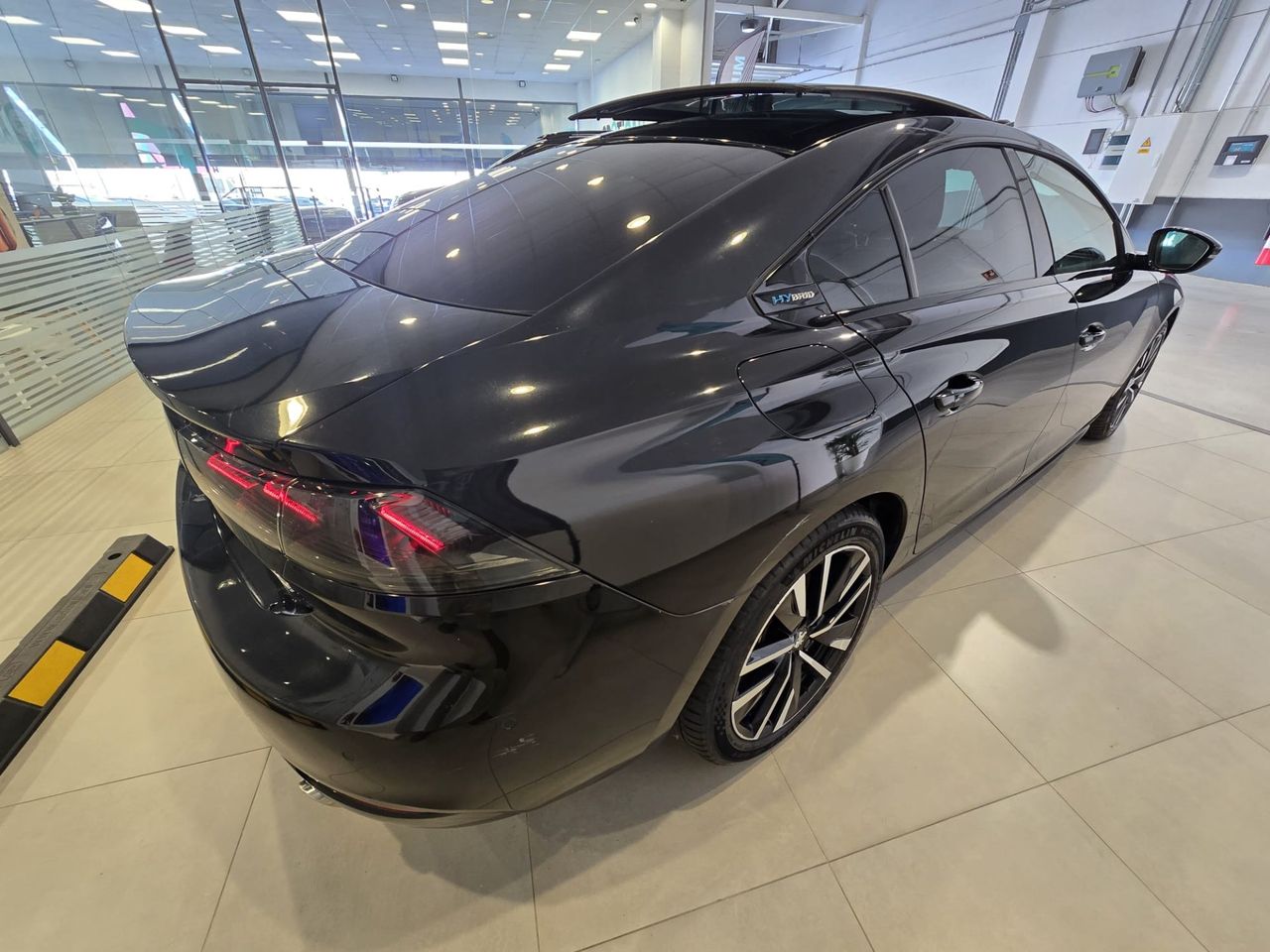 Peugeot 508 GT Pack Hybrid 225 e-EAT8 - Foto 7