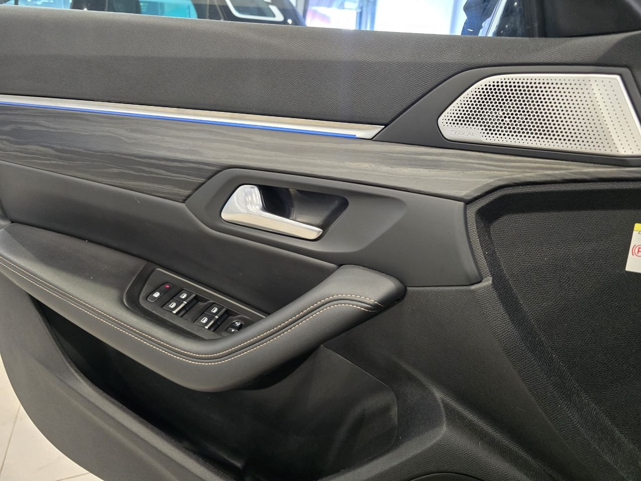 Peugeot 508 GT Pack Hybrid 225 e-EAT8 - Foto 16