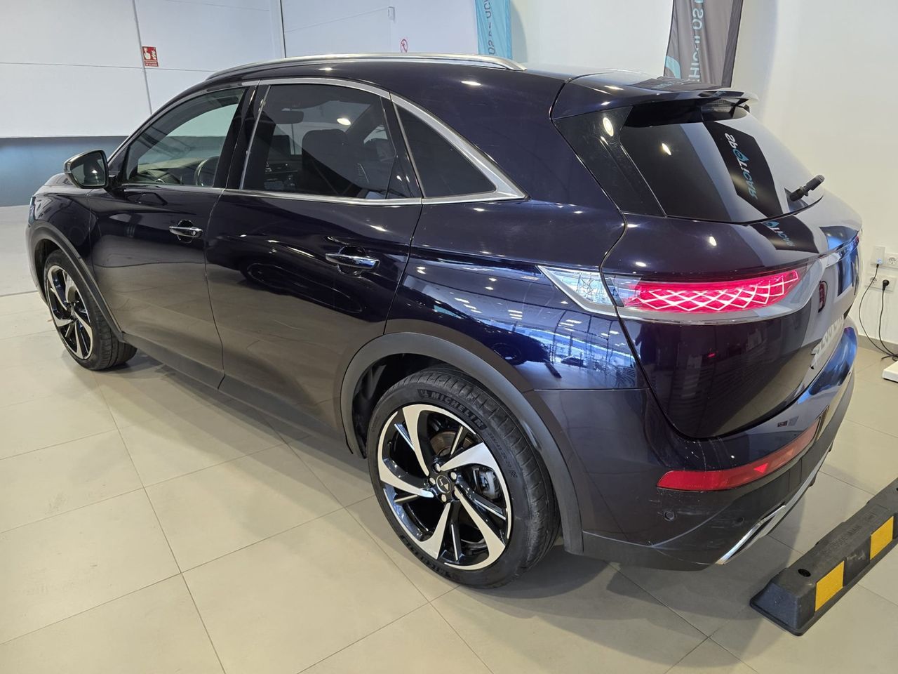DS DS 7 Crossback PureTech 180 Automático Grand Chic - Foto 8