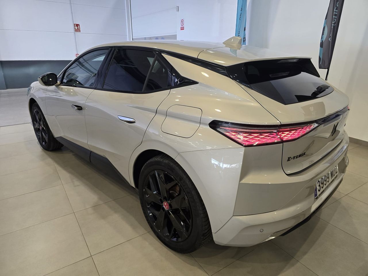 DS DS 4 Performance Line E-TENSE 225 - Foto 13