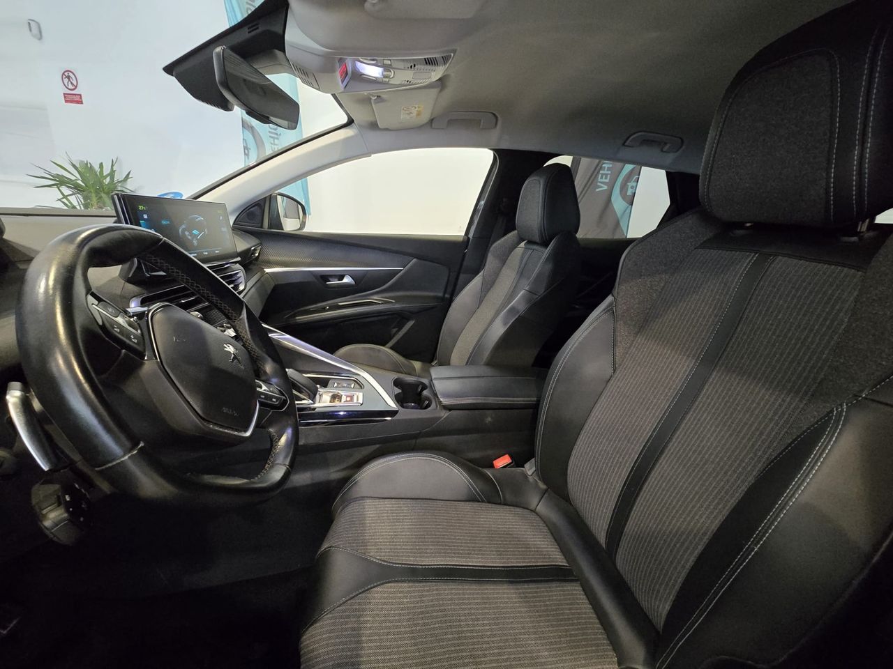 Peugeot 3008 Allure Hybrid 225 e-EAT8 - Foto 14