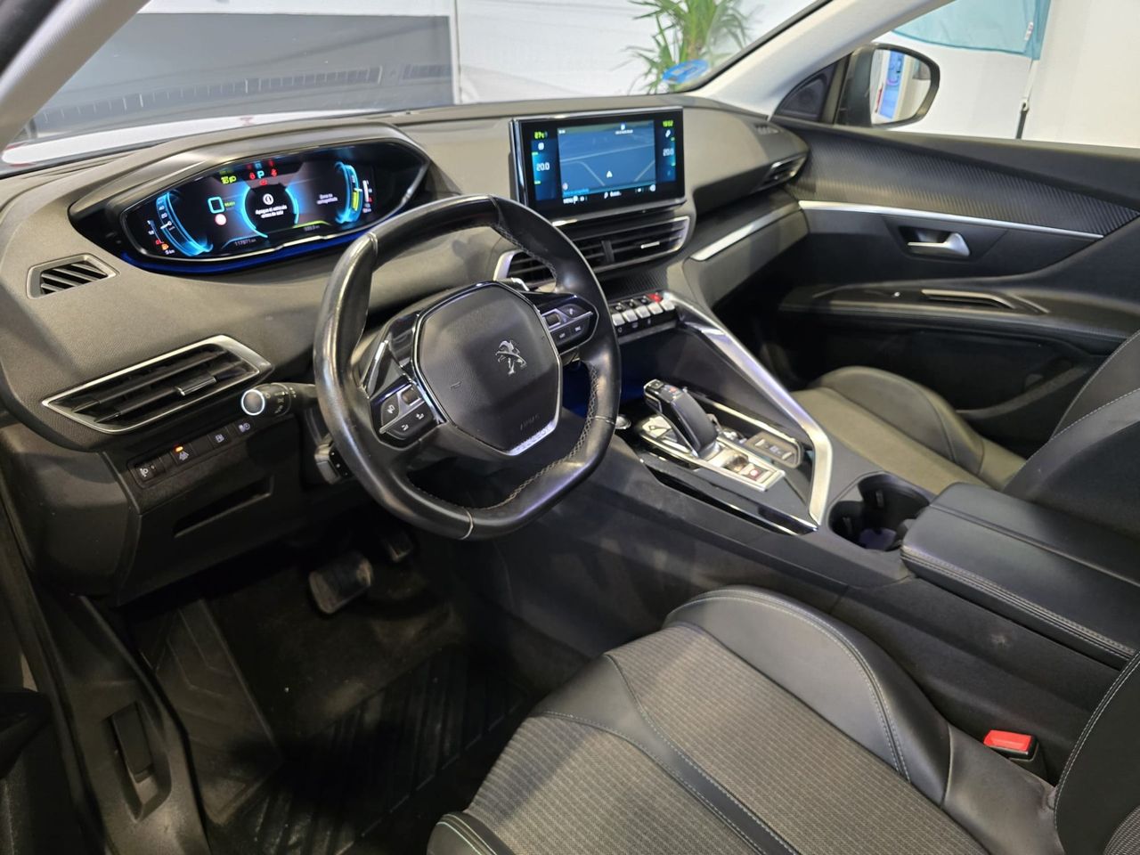 Peugeot 3008 Allure Hybrid 225 e-EAT8 - Foto 9