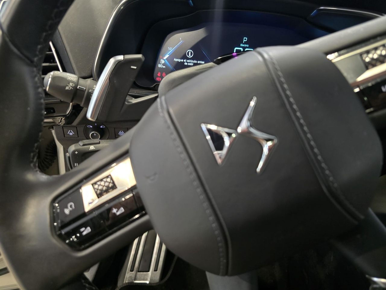 DS DS 7 Crossback E-TENSE 4x4 Grand Chic - Foto 13