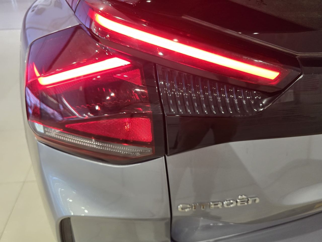 Citroën C4 BlueHDi 130 EAT8 Feel Pack - Foto 14