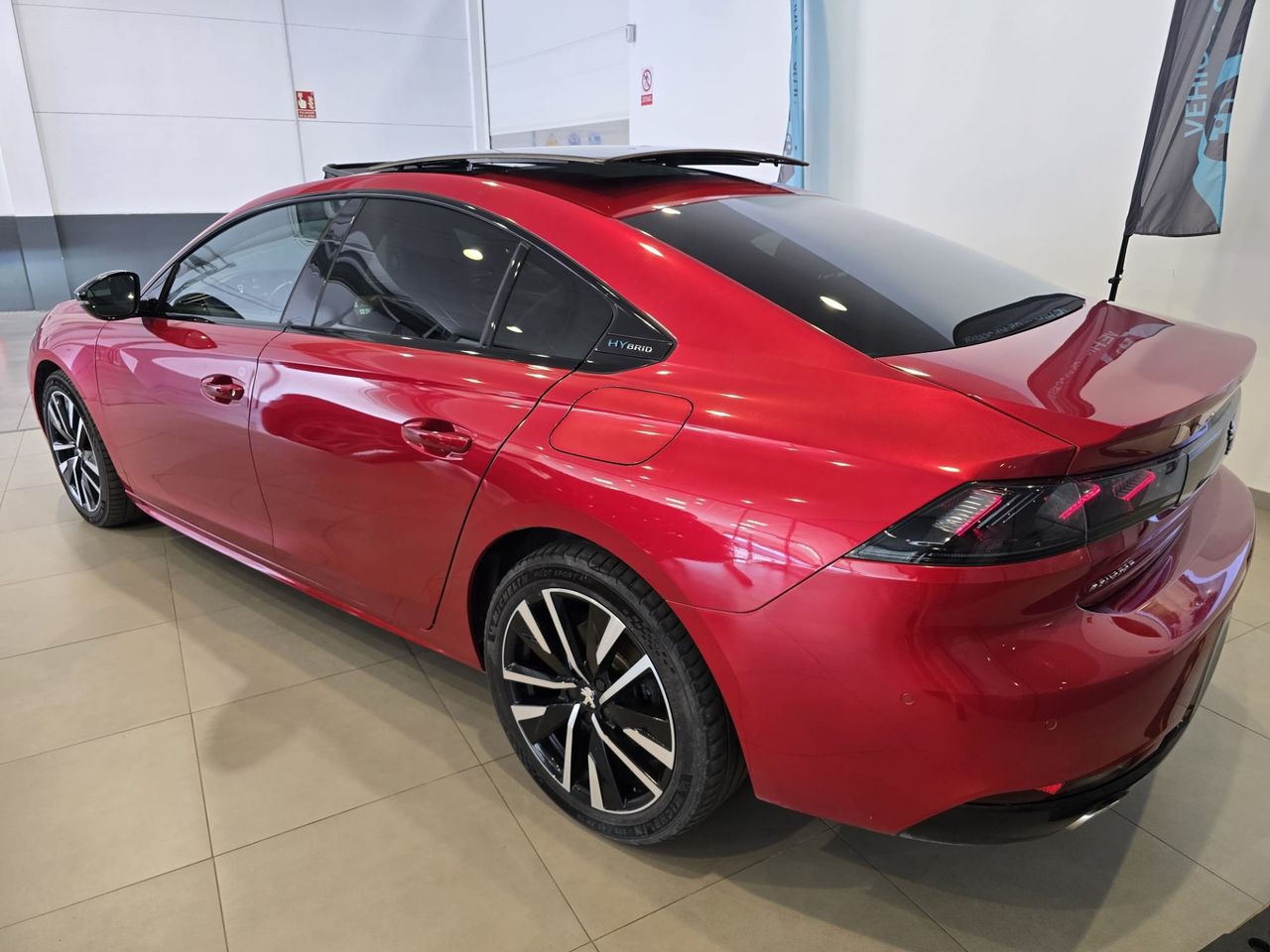 Peugeot 508 GT Hybrid 225 e-EAT8 - Foto 8