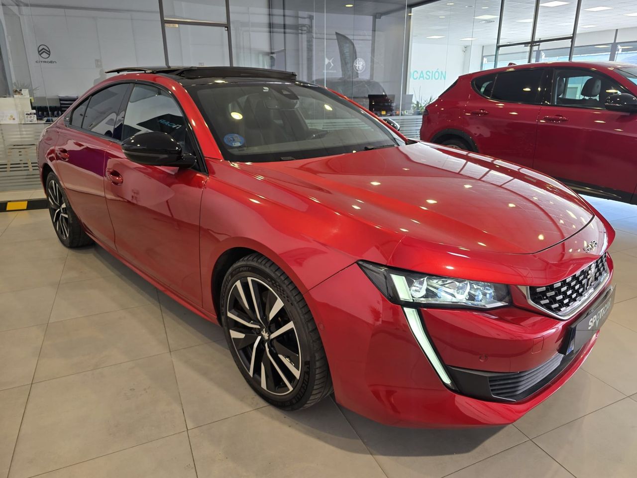 Peugeot 508 GT Hybrid 225 e-EAT8 - Foto 11