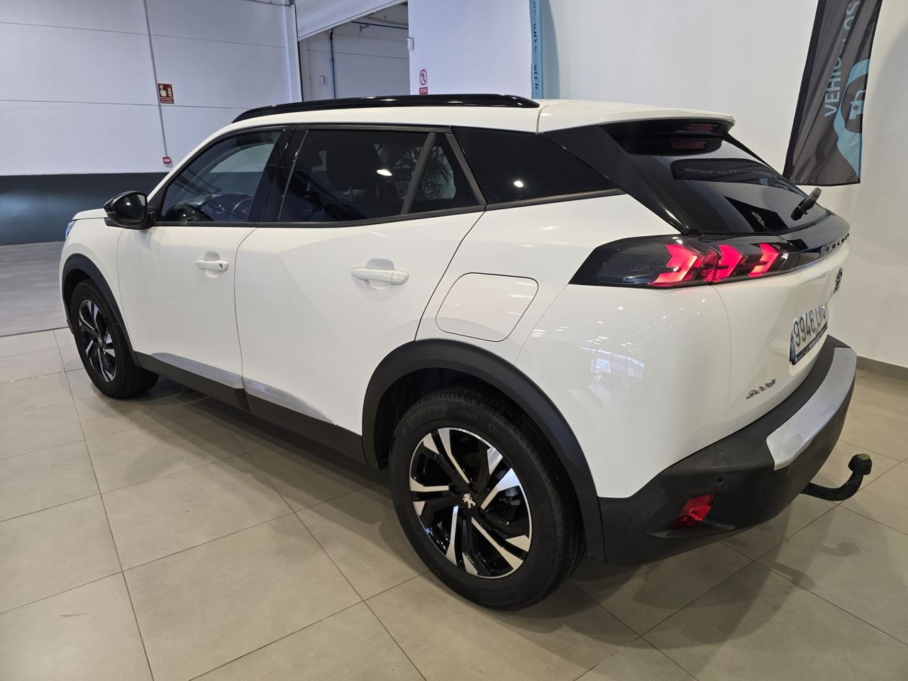 Peugeot 2008 Allure BlueHDi 110 - Foto 12
