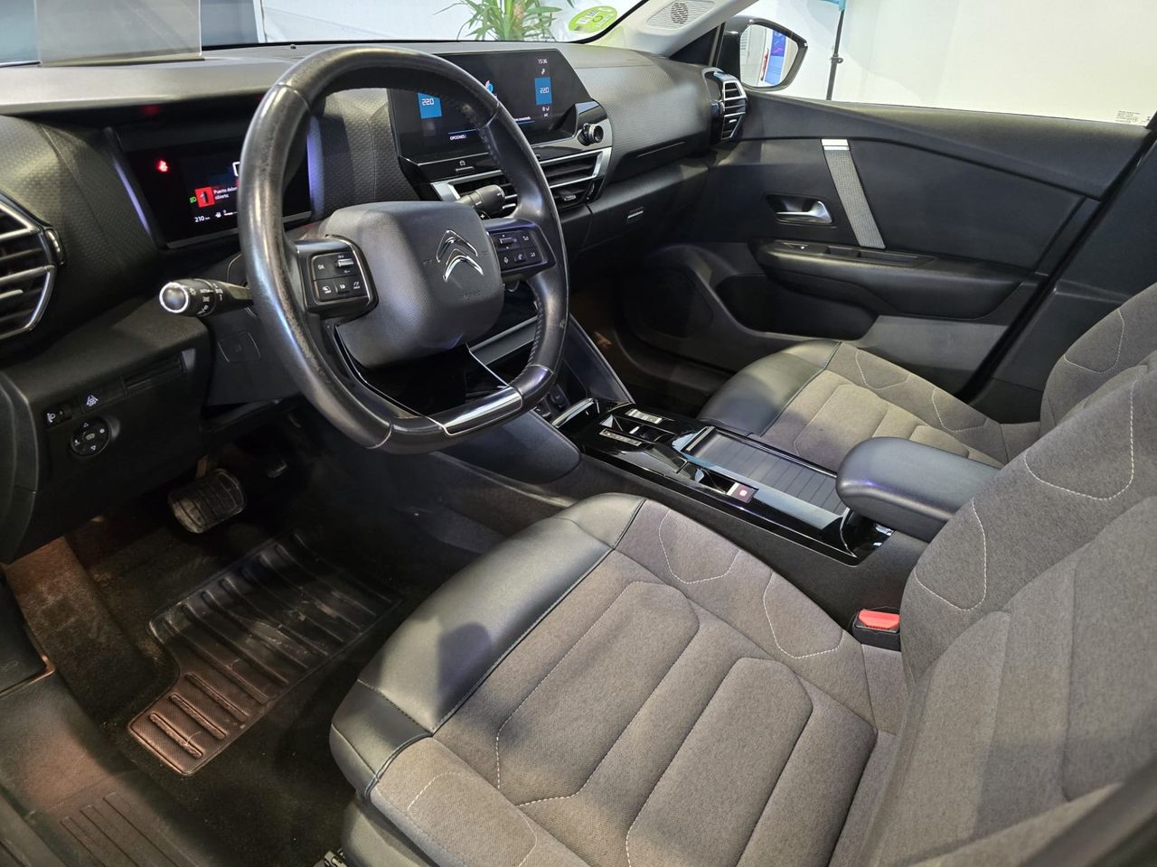 Citroën C4 BlueHDi 130 EAT8 Feel Pack - Foto 15
