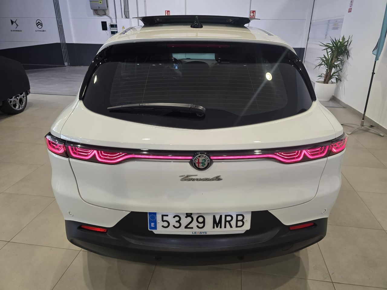 Alfa Romeo Tonale 1.6 Diesel 130 TCT Sprint - Foto 8