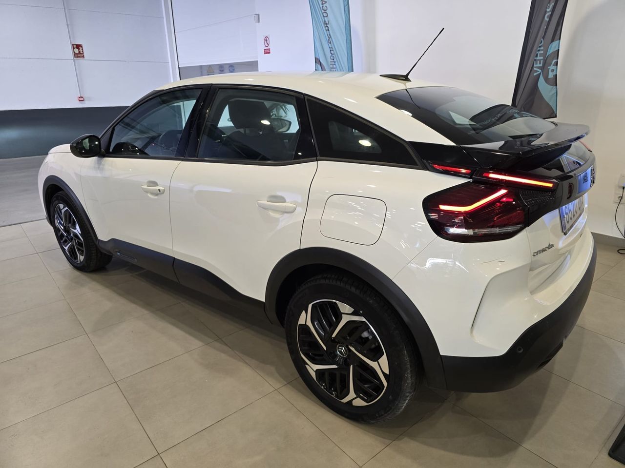 Citroën C4 BlueHDi 110 Feel Pack - Foto 12