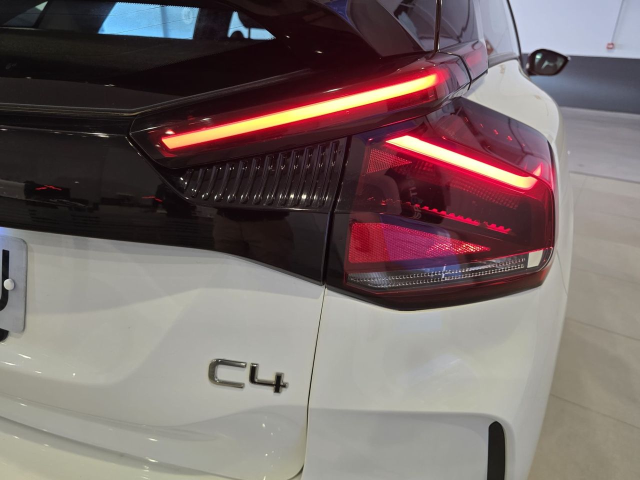 Citroën C4 BlueHDi 110 Feel Pack - Foto 15