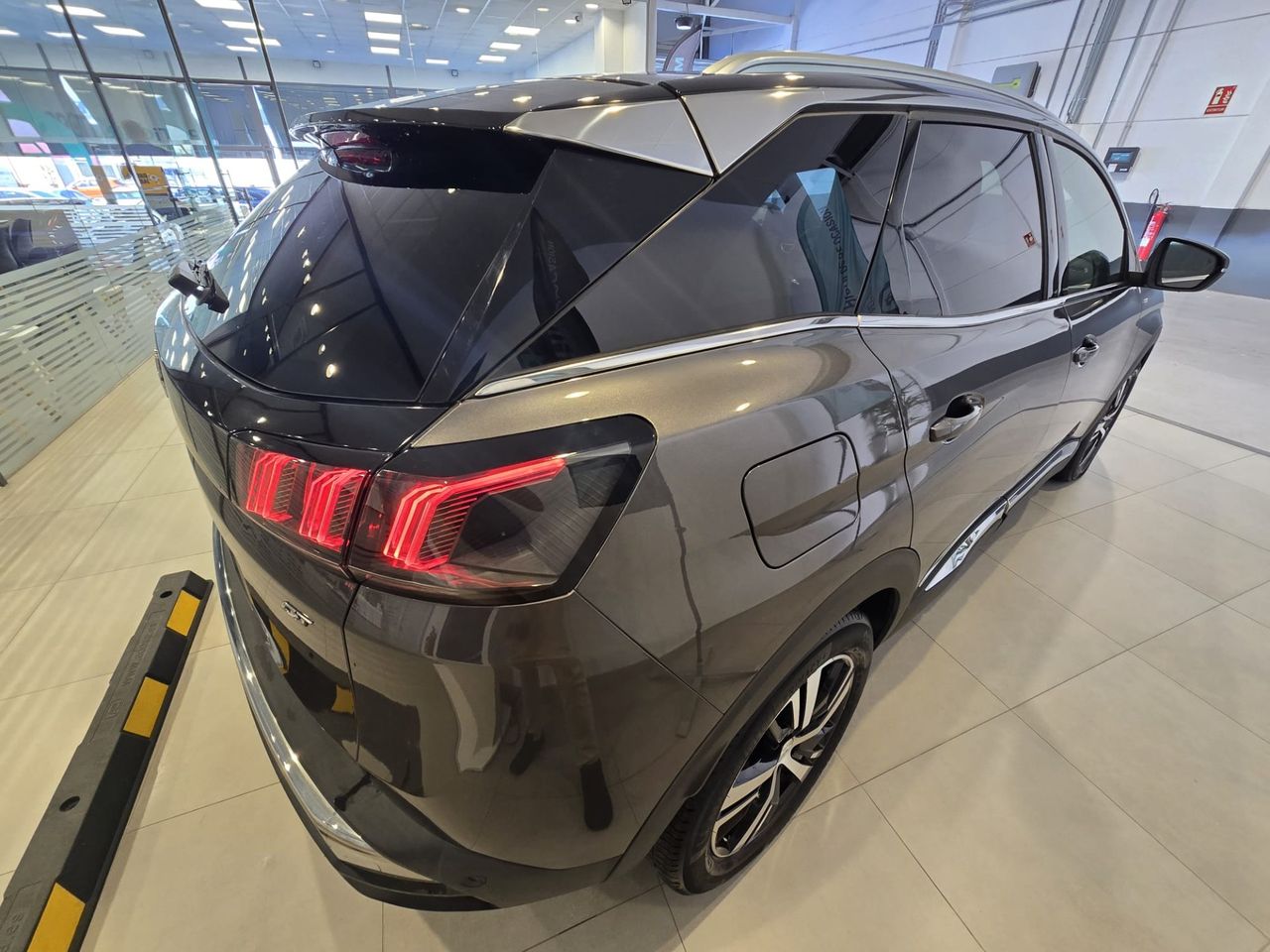 Peugeot 3008 GT BlueHDi 130 S&S EAT8 - Foto 10