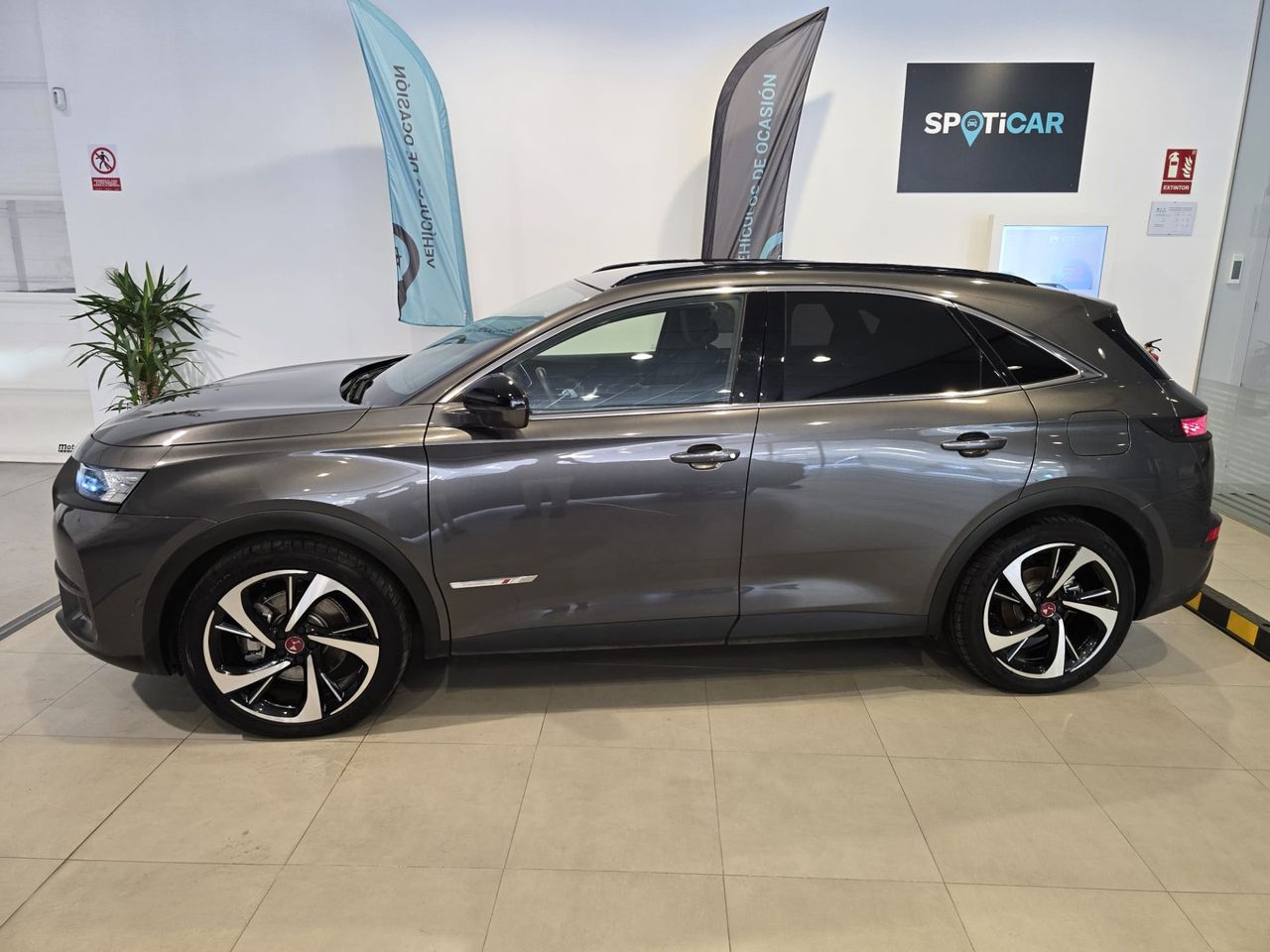 DS DS 7 Crossback E-TENSE 300 4x4 Performance Line + - Foto 4
