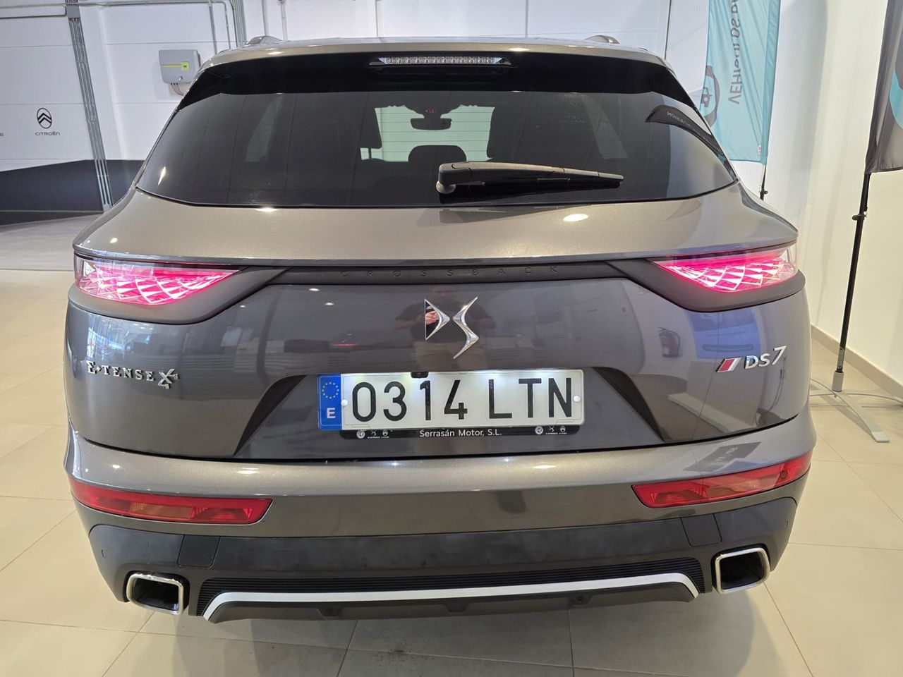 DS DS 7 Crossback E-TENSE 300 4x4 Performance Line + - Foto 7