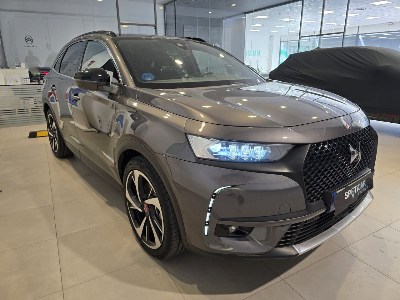 DS DS 7 Crossback E-TENSE 300 4x4 Performance Line + - Foto 8
