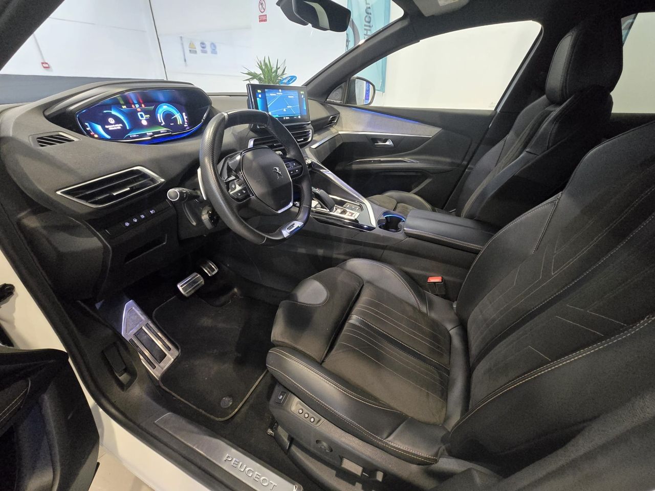 Peugeot 3008 GT Pack Hybrid 225 e-EAT8 - Foto 11