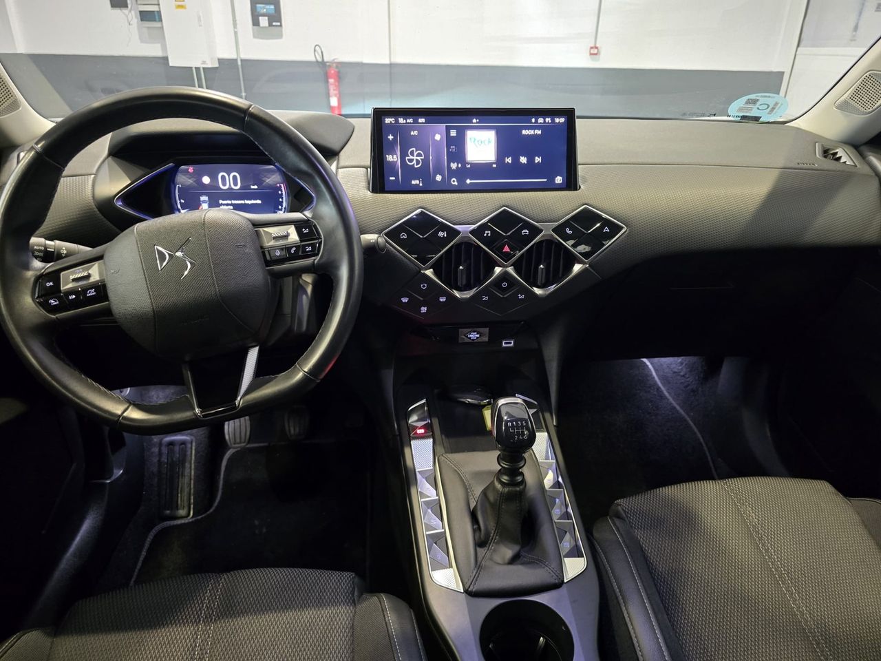 DS DS 3 PureTech 100 Bastille - Foto 9