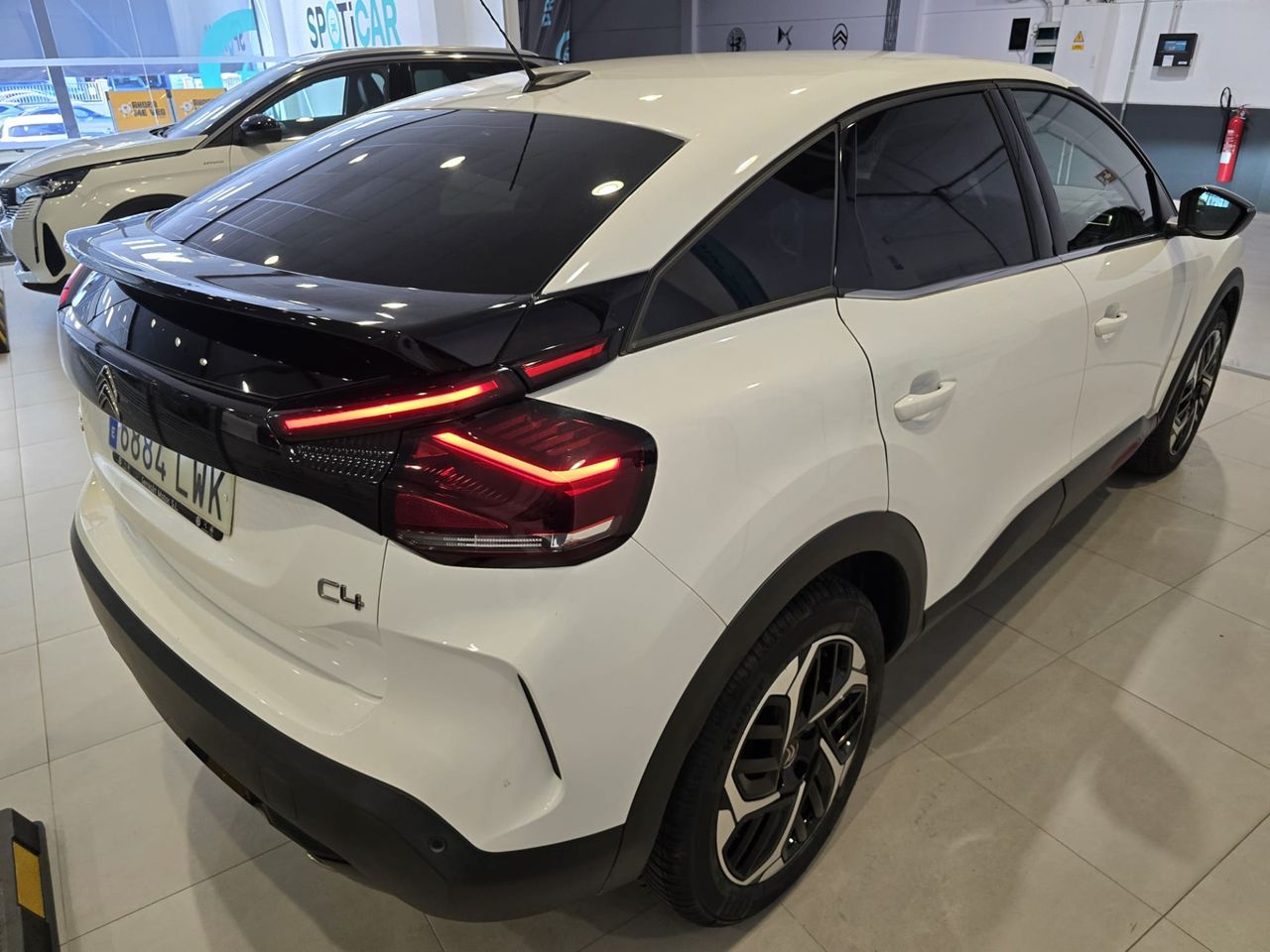 Citroën C4 BlueHDi 110 Feel Pack - Foto 10