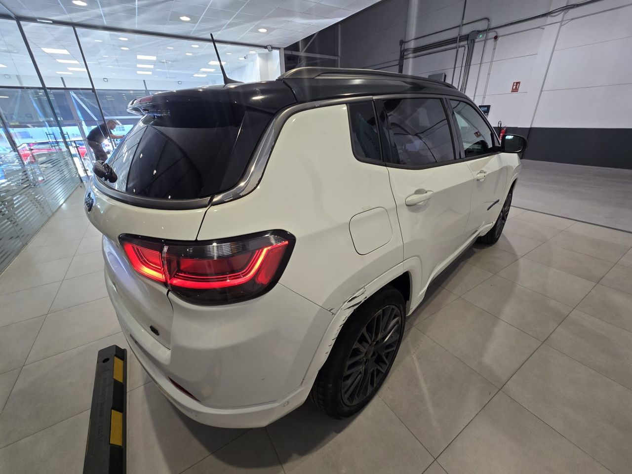 Jeep Compass S 4xe 1.3 PHEV 176 kW - Foto 8