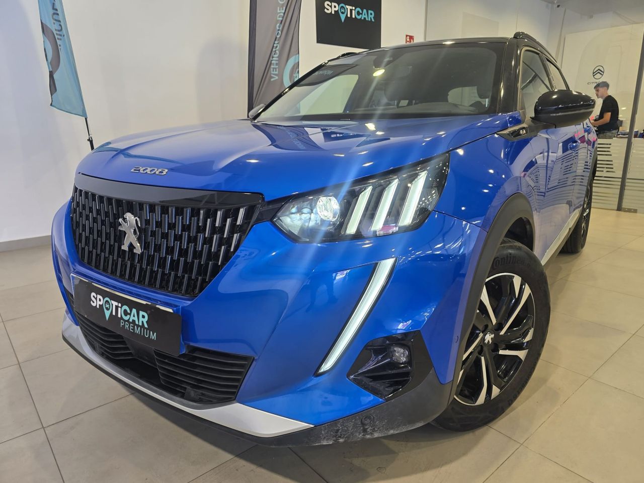 Peugeot 2008 GT PureTech 130 - Foto 6