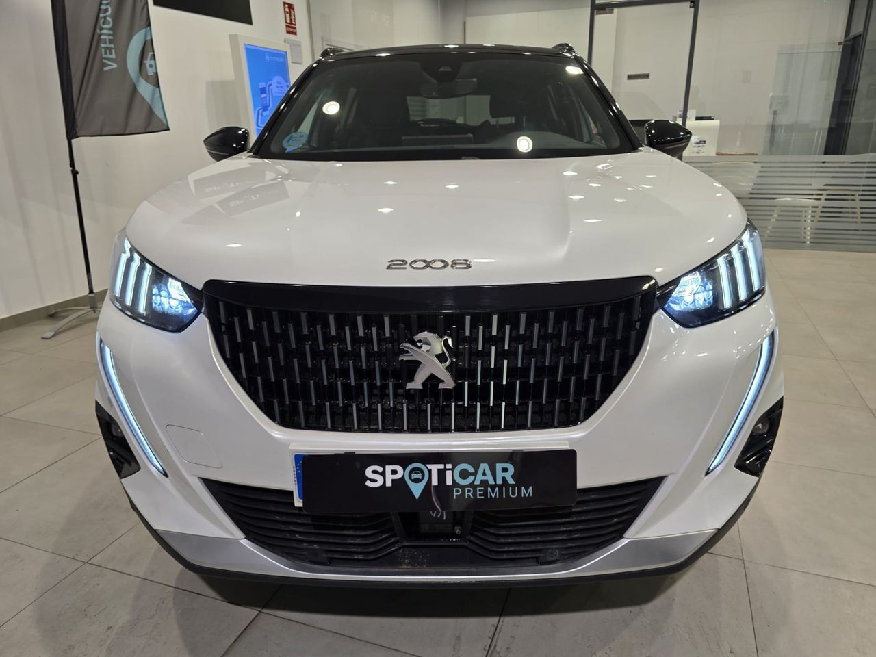 Peugeot 2008 GT PureTech 130 - Foto 4