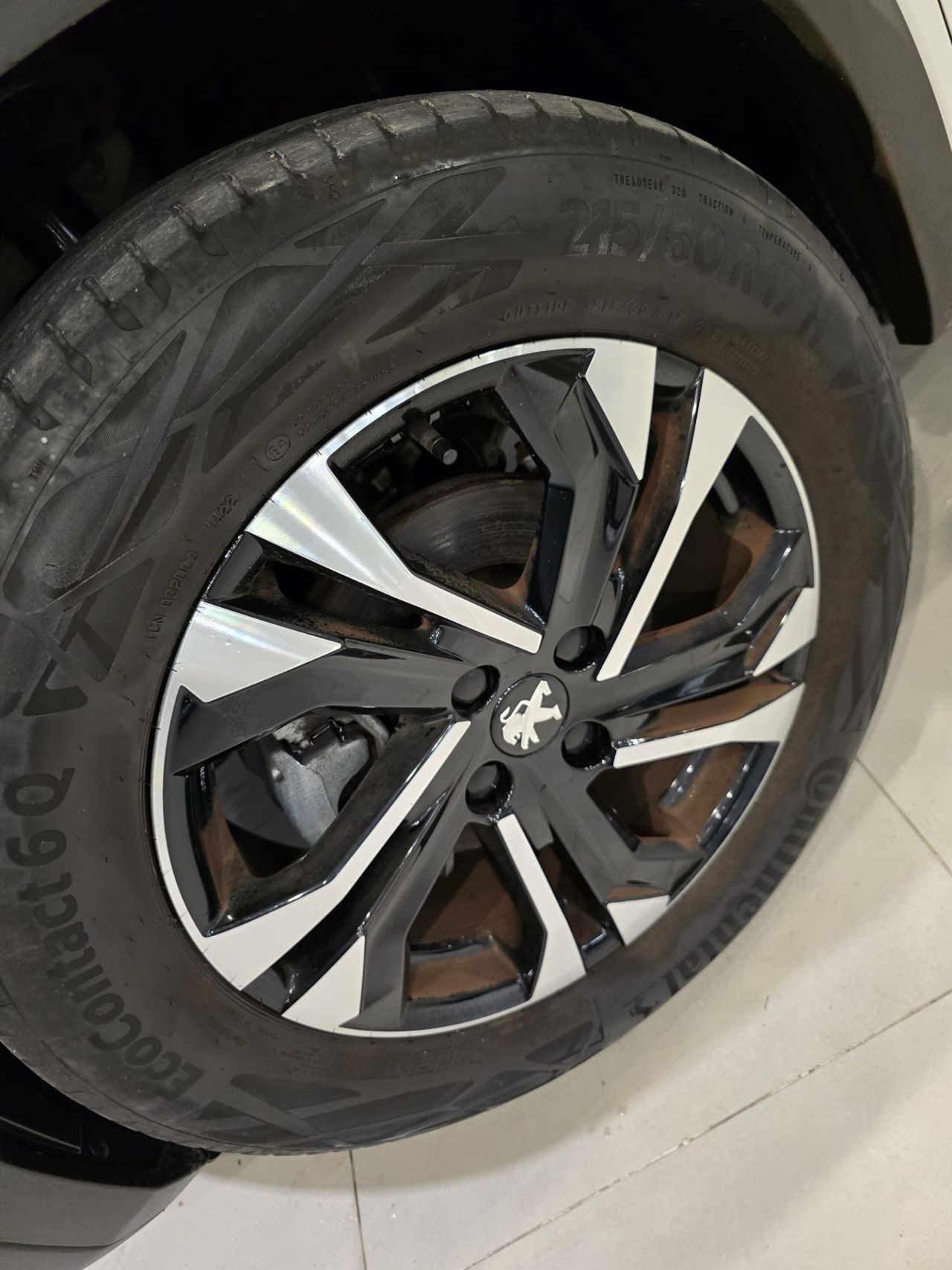 Peugeot 2008 GT PureTech 130 - Foto 19
