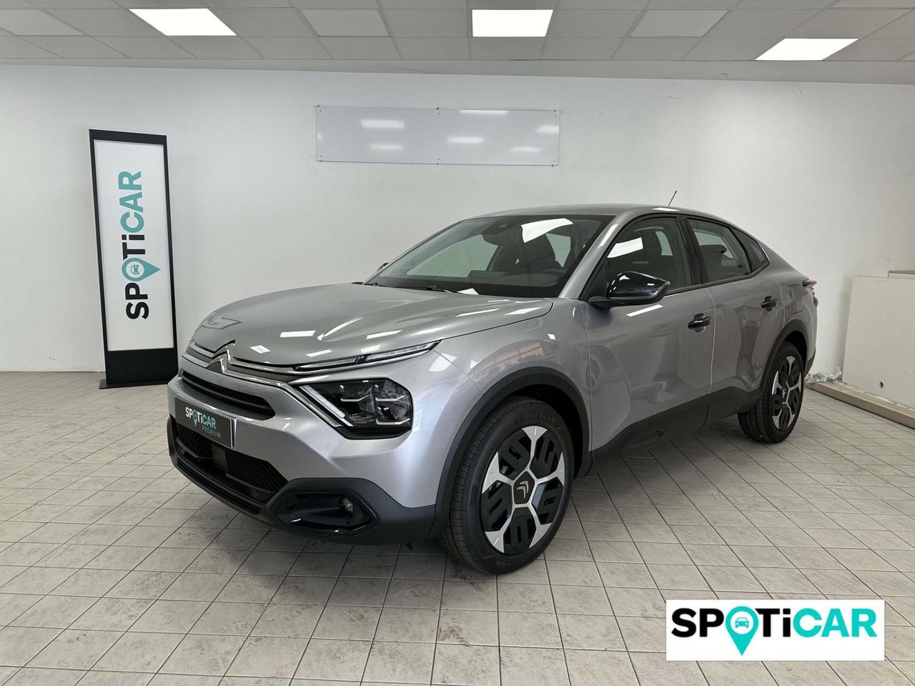 Foto citroën c4 x 2024 /
