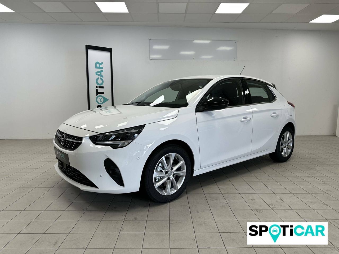 Descubre tu futuro  de segunda mano - opel corsa 2023 /