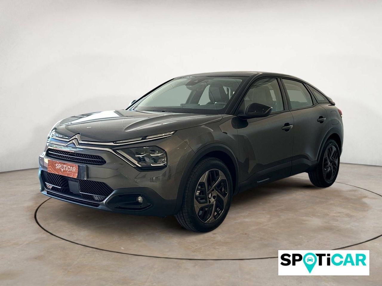 Volvo xc40 2024 especificaciones  de segunda mano - citroën c4 2024 /