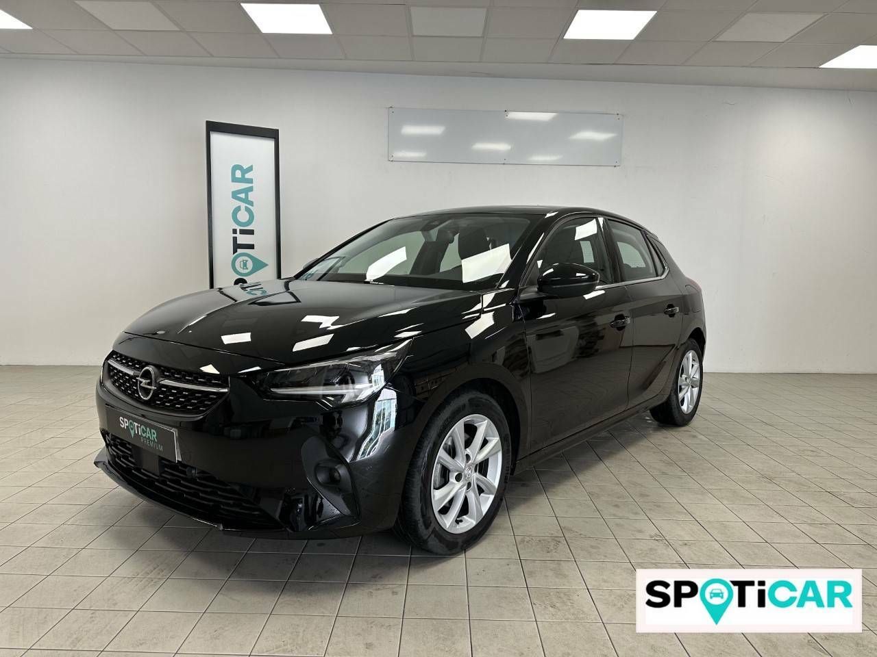 Foto opel corsa 2023 /