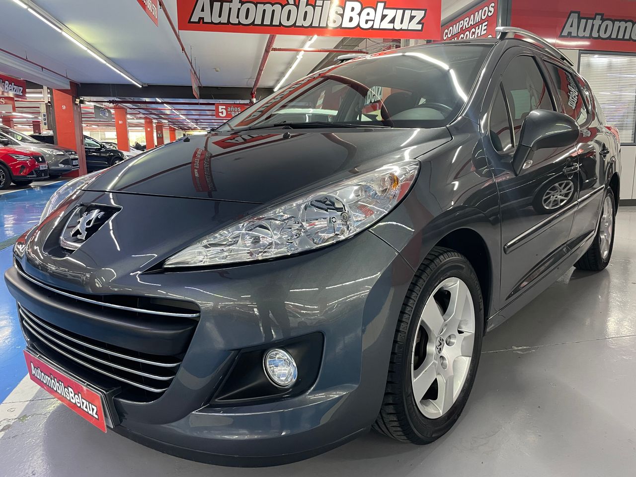 peugeot 207 2011 /