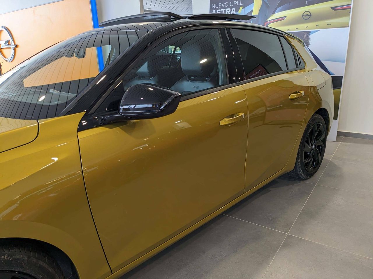 opel astra 2023 / foto grande (3)